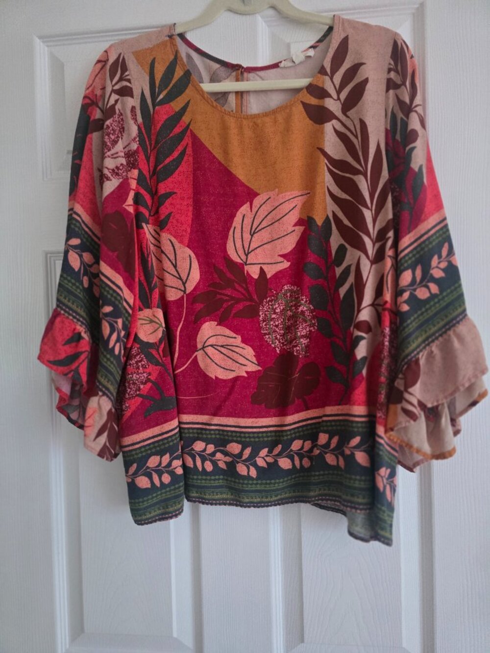 Easel Tropical Leaves Bright Hues Blouse L